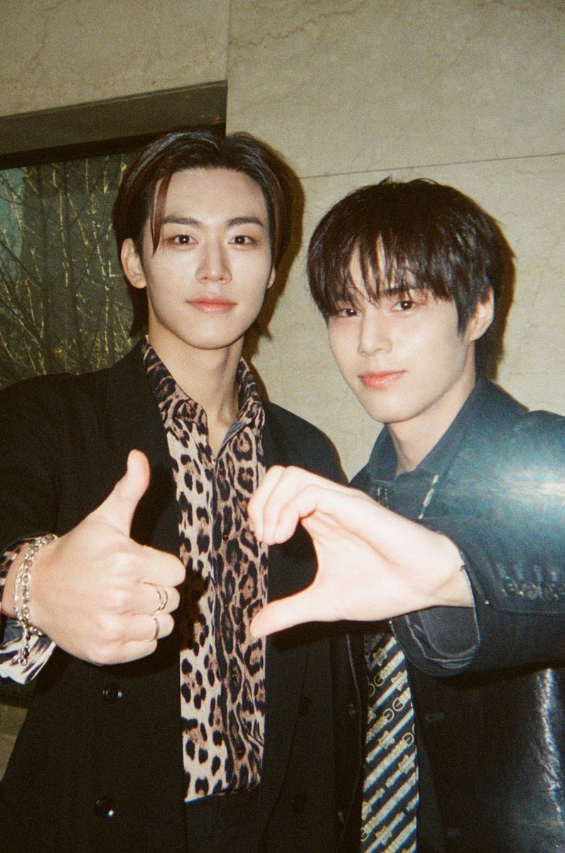 _pp1215's tweet image. 내콩돌즈