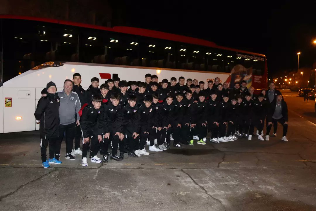 AD Laurus tweet media