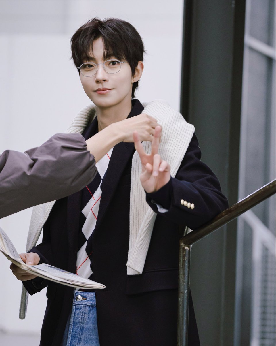 knstudio_official tweet media