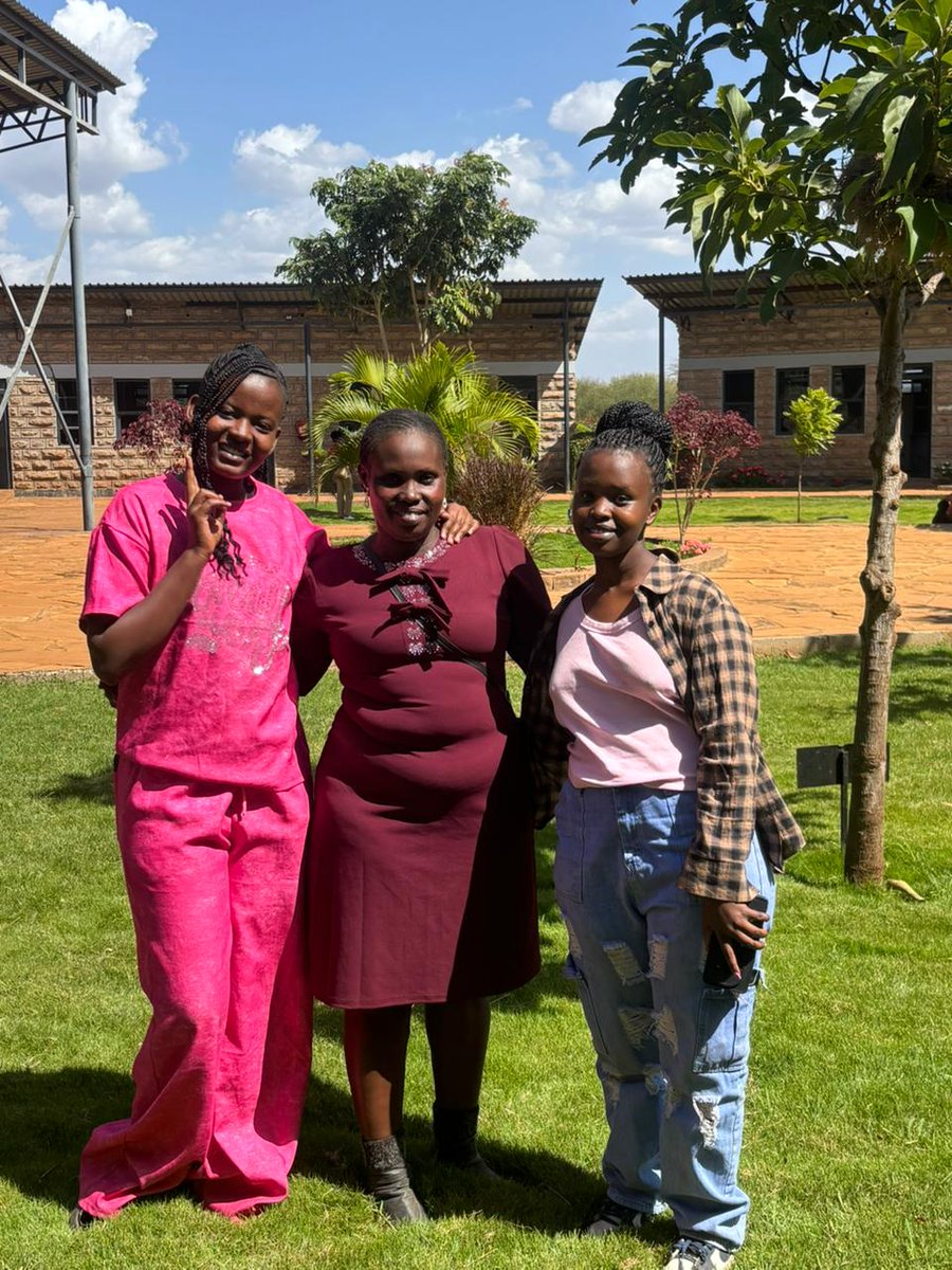 Nice Place Foundation tweet media