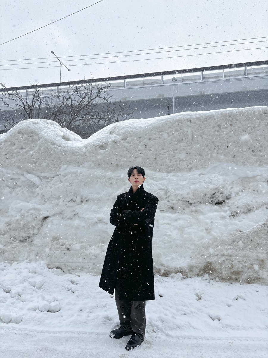 TIOT_NOW_JPN's tweet photo. [#ホンゴニ]
牛乳飲んで背もっと高くなりたい🥛

#TIOT #MY_PRIDE
#홍건희 #HONGKEONHEE https://t.co/JvQWY8LQ0W