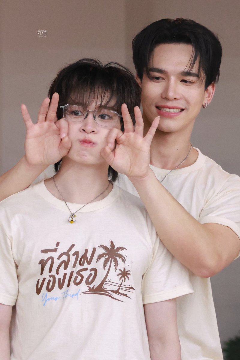 ⋆˙⟡ #บวงสรวงที่สามของเธอ 🌴🥥 ⋆. 

Your Third Worship  ⟢  
꒰ <a href="/mmaxmaxxxx/">MMAX</a> <a href="/natasittttt/">Nat ;) น้องแจมแจมแจม ft. ไนท์ 🥸</a> ꒱ 

พี่มีอะไรในใจป้ะจ้ะ 👀🤏🏻 คิ้กๆๆๆ

𓏲 ࣪₊♡ #mmaxmax #natasitt #MaxNat 𓂃