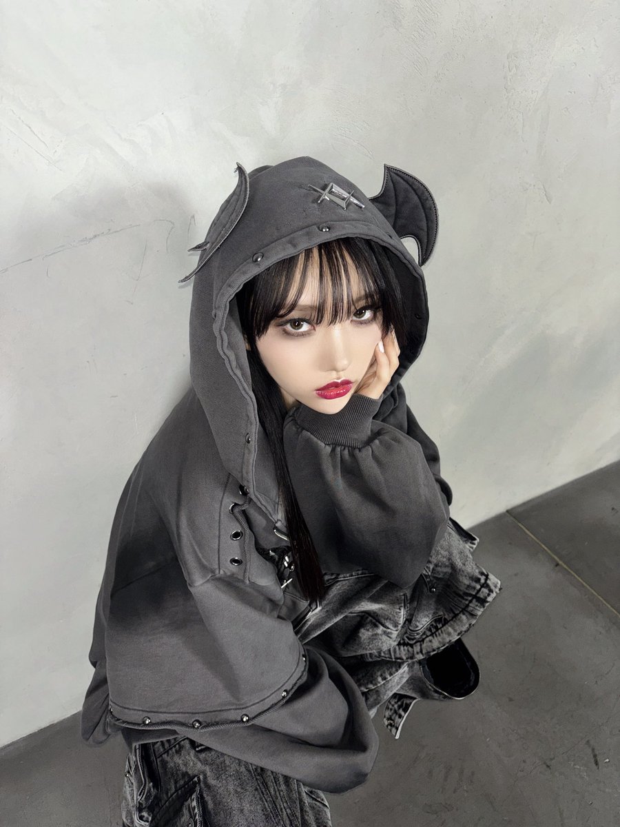 REFLEMさん（@_REFLEM ）のシーズンビジュアルモデルを担当しました