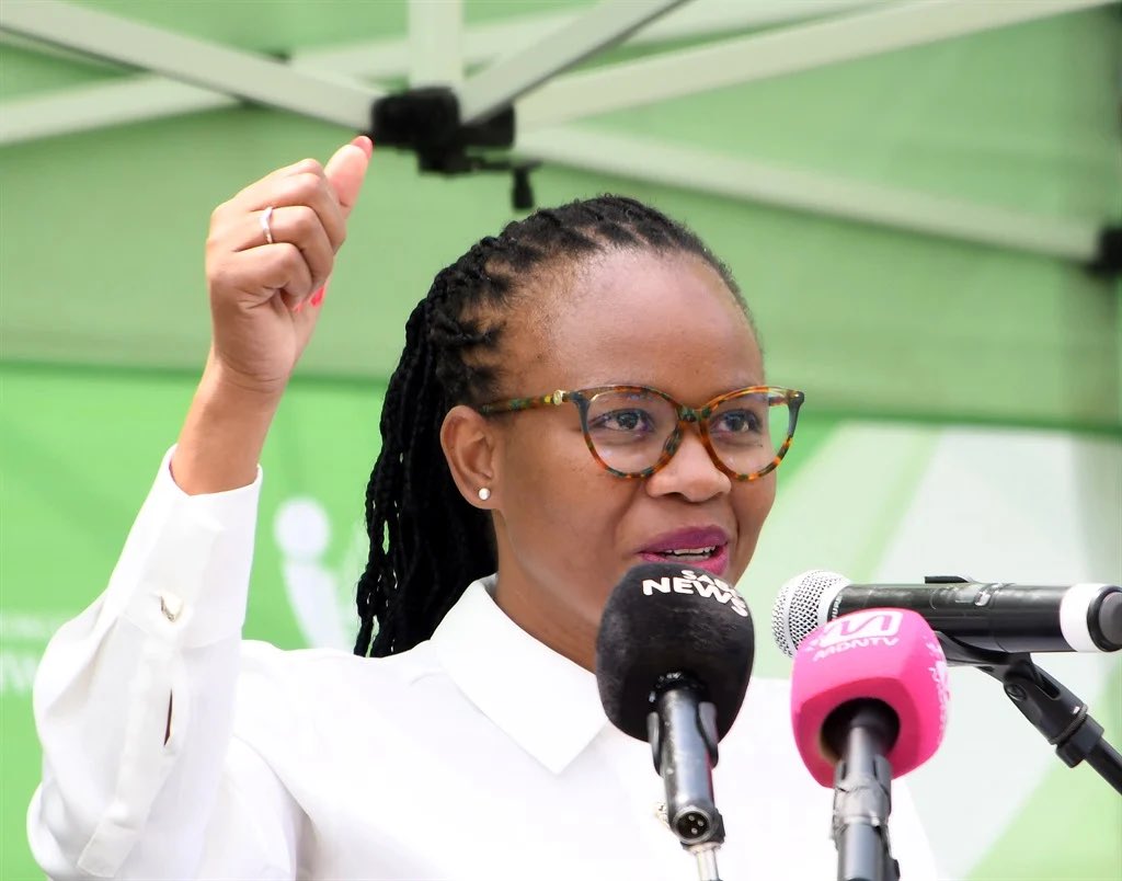 🎉 A Happy Birthday to South Africa’s favourite mayor! 

Thank you Nasiphi for your service to our capital and our country.