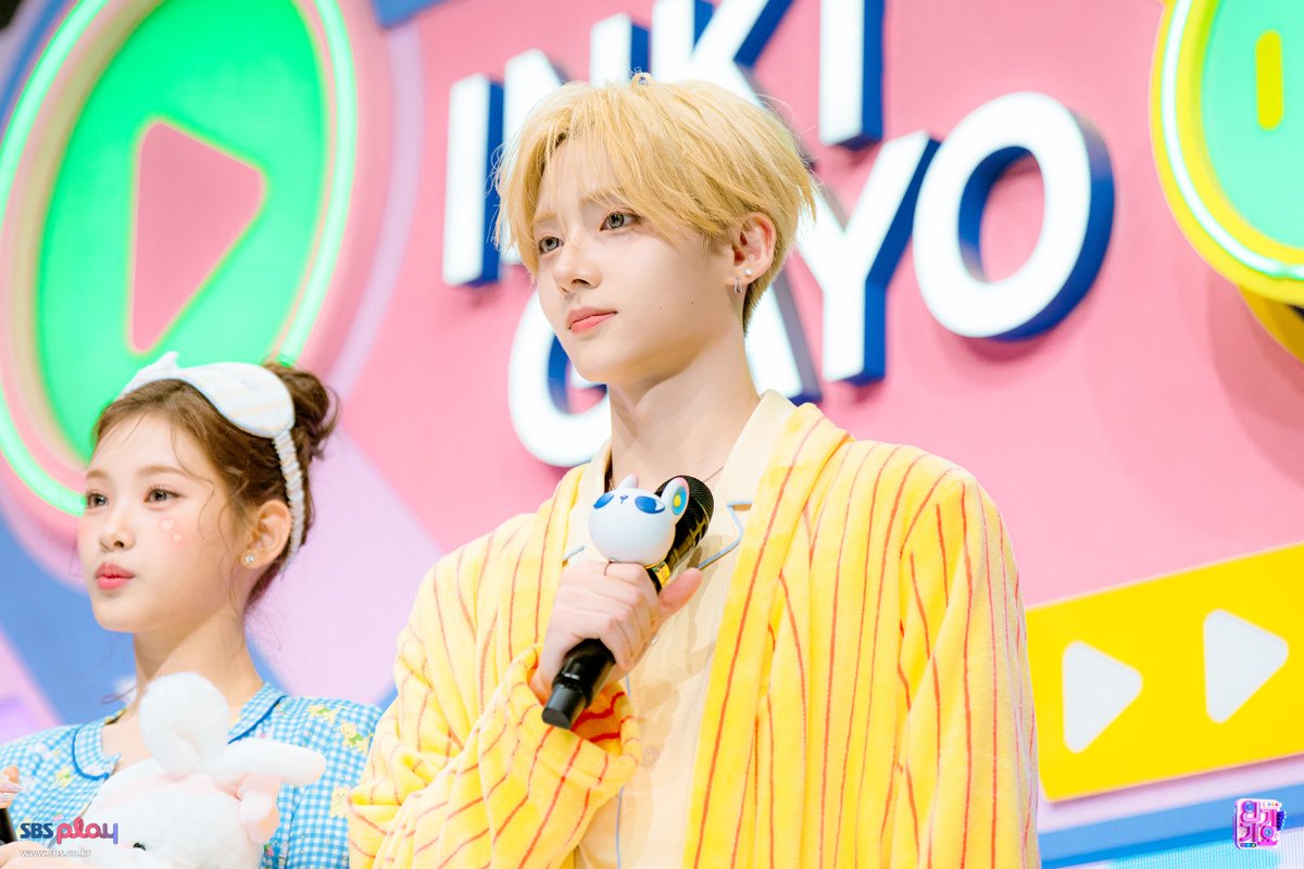 📸260201 인기가요 #현장포토

인가의 따끈 강아지들 ⛄의주X이현🐰
그리고 스페셜 MC 🧸상원🧸과
함께 파자마 파티 할 사람 모여라!!
추운 날 이불 안에서 현장포토 같이봐요..🛌🧤

MORE🔗programs.sbs.co.kr/enter/gayo/vis…

#Inkigayo #의주 #이현 #상원 <a href="/andTEAMofficial/">&TEAM OFFICIAL</a> <a href="/BabyDONTCry_BDC/">Baby DONT Cry</a> <a href="/ALD1_official/">ALPHA DRIVE ONE</a>