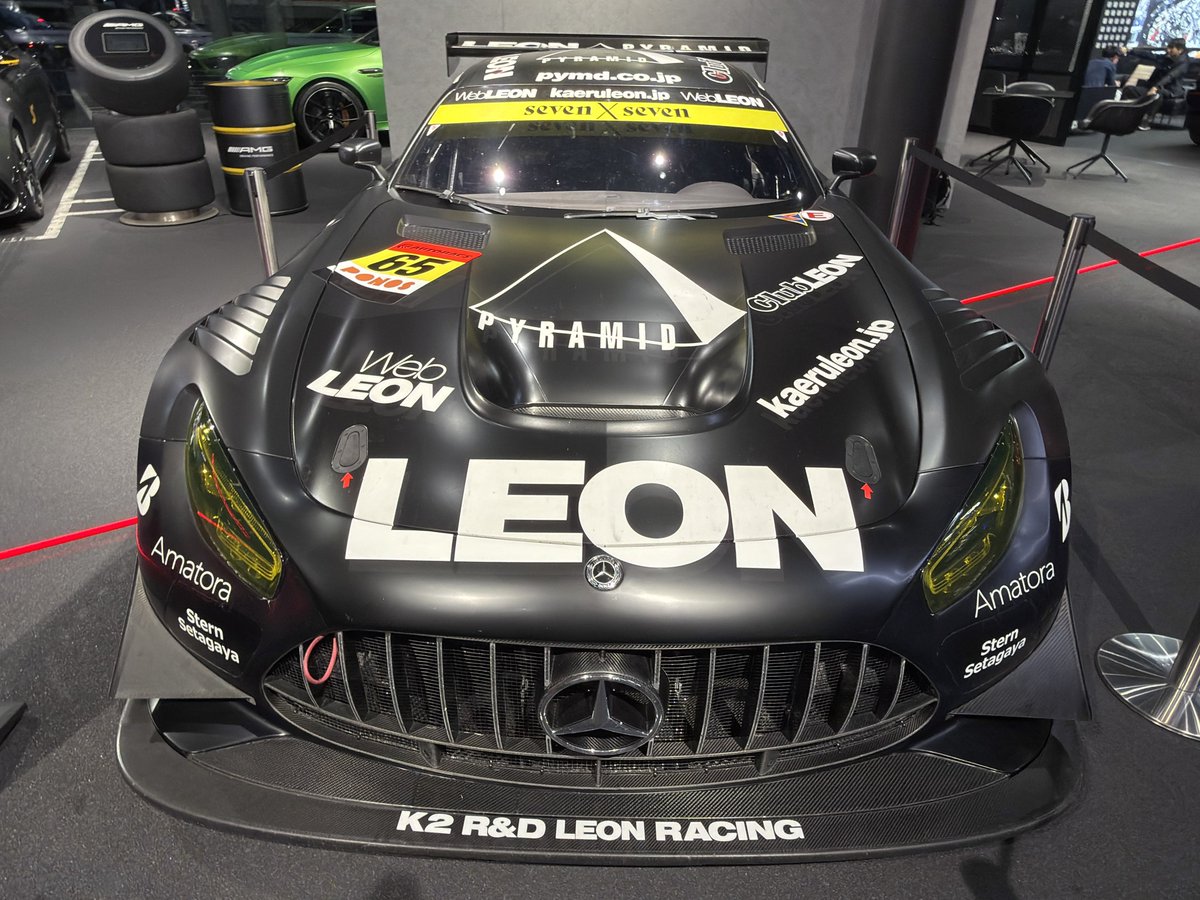 sawahiro12's tweet image. 世田谷にあるAMG東京世田谷で今週末までの限定展示だそう…！  
こんなに至近距離で見られて感激…
#SUPERGT  #AMG  #GT3