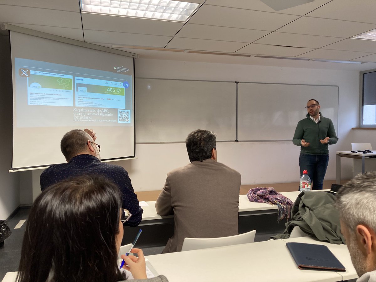 DionisosAbellan's tweet photo. Disfrutando de los relevantes trabajos que presentan queridos colegas de @AES en el XV Taller #EvaluAES con la excelente acogida de los amigos de @EcoUgr
¡Pueden seguirlo en streaming! https://t.co/UTAMsAi1rA