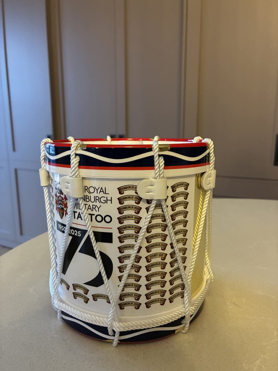 RegimentalReps's tweet photo. Hard to believe it’s February — our first post of 2026.
A highlight from late 2025: we were honoured to create bespoke ice buckets for @edinburghtattoo’s 75th Anniversary, gifted to 46 staff and featuring every Tattoo year &amp; location.
Contact for info 
 https://t.co/c1pLNgQ5p0 https://t.co/75BYu2Jwa9