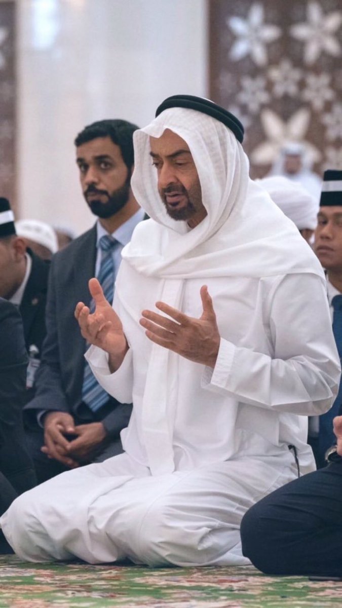 AlkaabiAs's tweet image. اللهم أحفظه بحفظك وأكلاه برعايتك وأحرسه بعنايتك 🇦🇪🤲