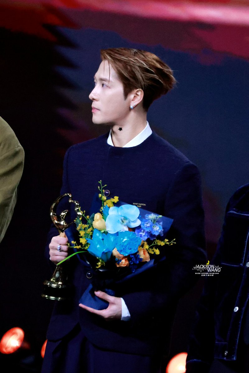 JacksonWang Bar tweet media
