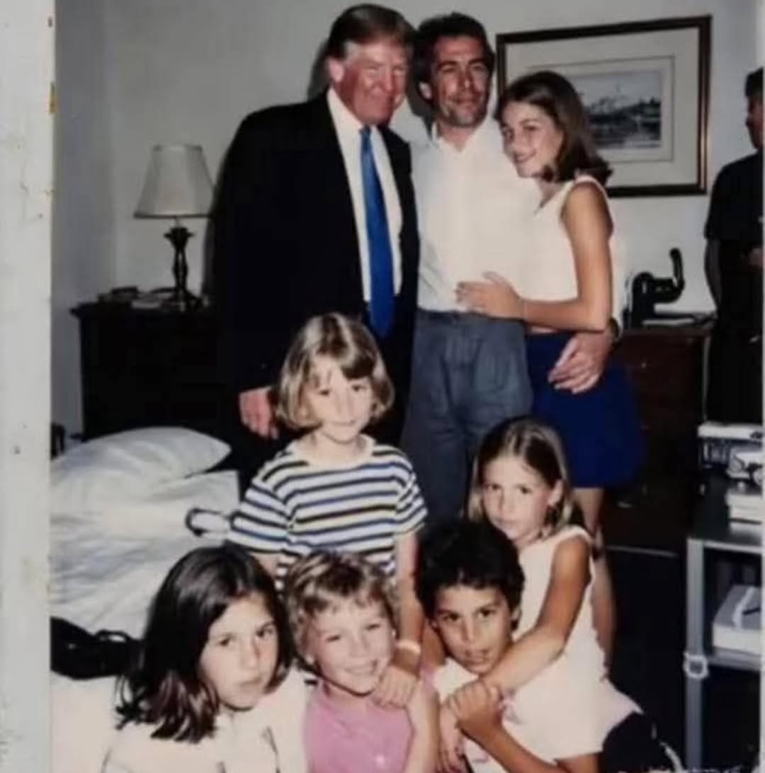 ArnieAbramyan's tweet photo. 🚨BREAKING EXPOSED:  Disturbing Pictures from Epstein files.

#Epstein #EpsteinFiles #Trump #Clinton #Traitors https://t.co/5w2qa8e1Yt