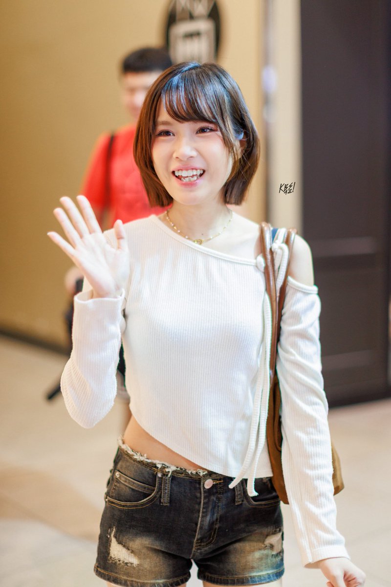 คนนี้คือ ”คุณหัวใของพ้ม“ 🦋🤍 
#LBNK48
#BNK48
#JapanExpoThailand2026