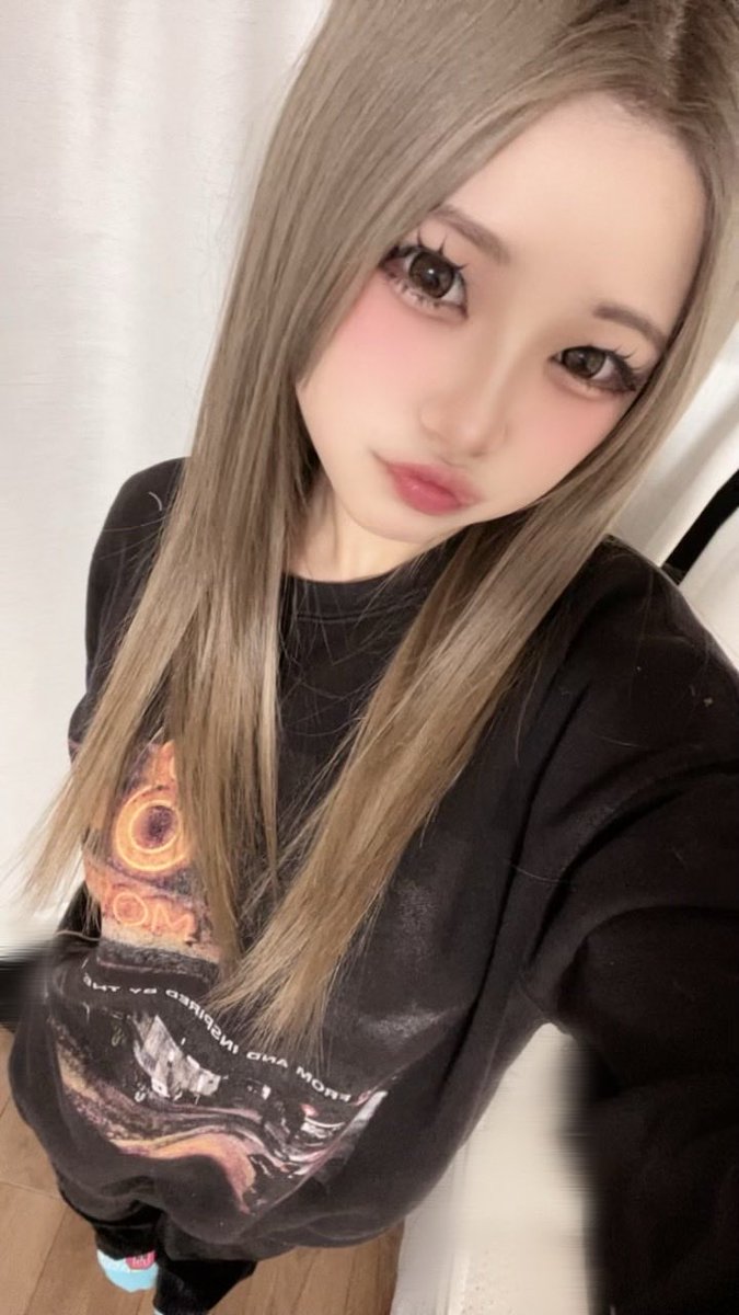 えな 👾 tweet media