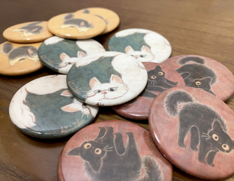 缶バッジ届きました。とてもかわいい。
今週末の原画市から販売します🐈
#原画市 #原画市2026