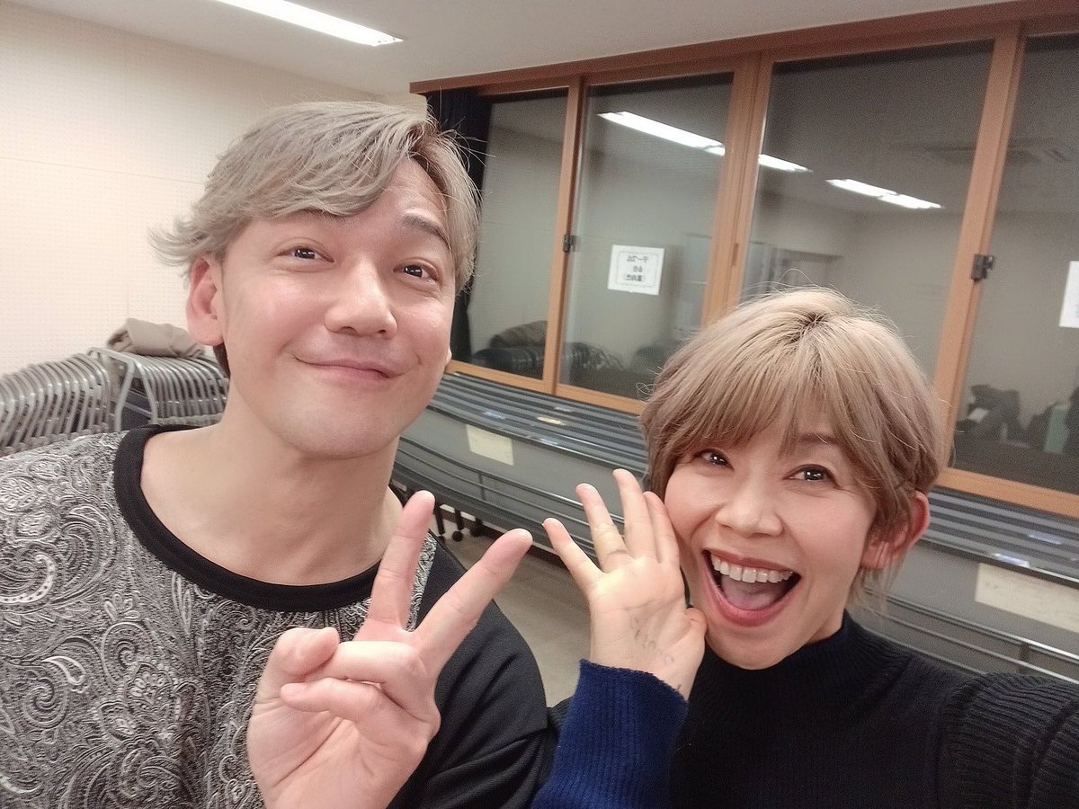 rioriojyaneiro's tweet image. あ！ハッシュタグが
 #朗読劇ゲルダ になってる💦
みなさまこちらでよろしくお願いいたします
お席僅かな回も増えて参りました
我がCチームは
平日がおすすめです🌟
いやマジ 勝さんアンドレ(キャパ)めちゃくちゃ素敵ですよ
本当に洒脱で強くカッコイイ！
ぜひ見てください✨
ticket.corich.jp/apply/427379/0…