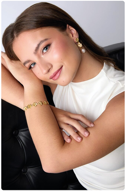 💝 Valentine’s Deal Alert 💝
 20% EXTRA OFF jewellery at <a href="/ChisholmHunter/">Chisholm Hunter</a> 
Don’t miss out 👉shorturl.at/xaw9f
#ValentinesDeals #JewellerySale #GiftIdeas