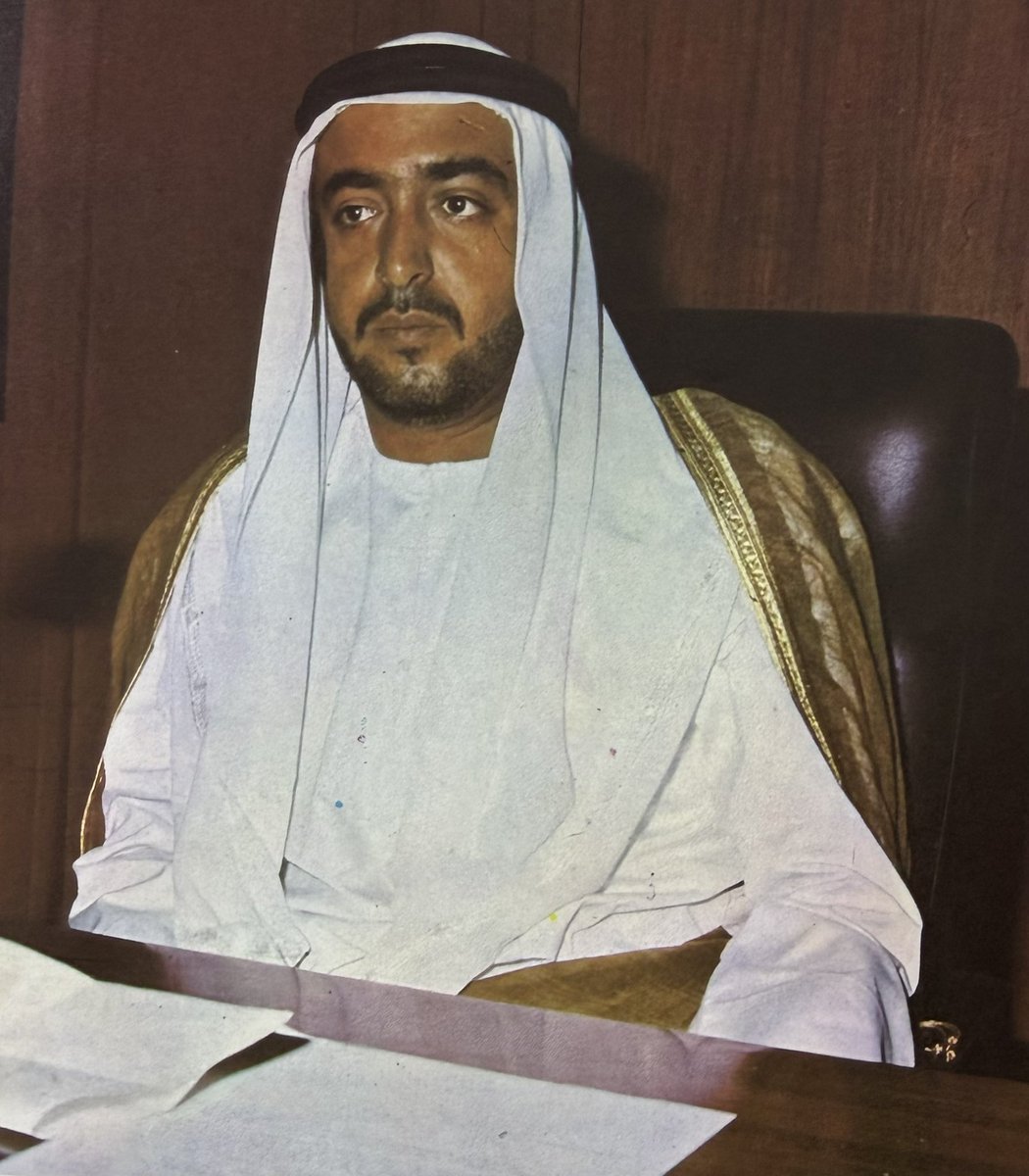 mknmaz's tweet image. اللهم أرحم الشيخ خليفة بن زايد آل نهيان وأغفر له وأعف عنه وأكرم نزله وأدخله فسيح جناتك