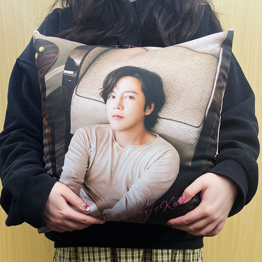 AP-STORE 本日発売NEWアイテムをご紹介🥰 美しいJKSの表情とふんわり