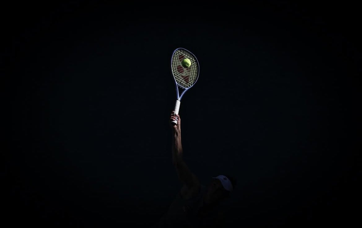 voshans's tweet image. Sportfotografie ís kunst…

(Foto David B Gray) 
 
#ElenaRybakina #Melbourne 
#AustralianOpen #AO26 #tennis
