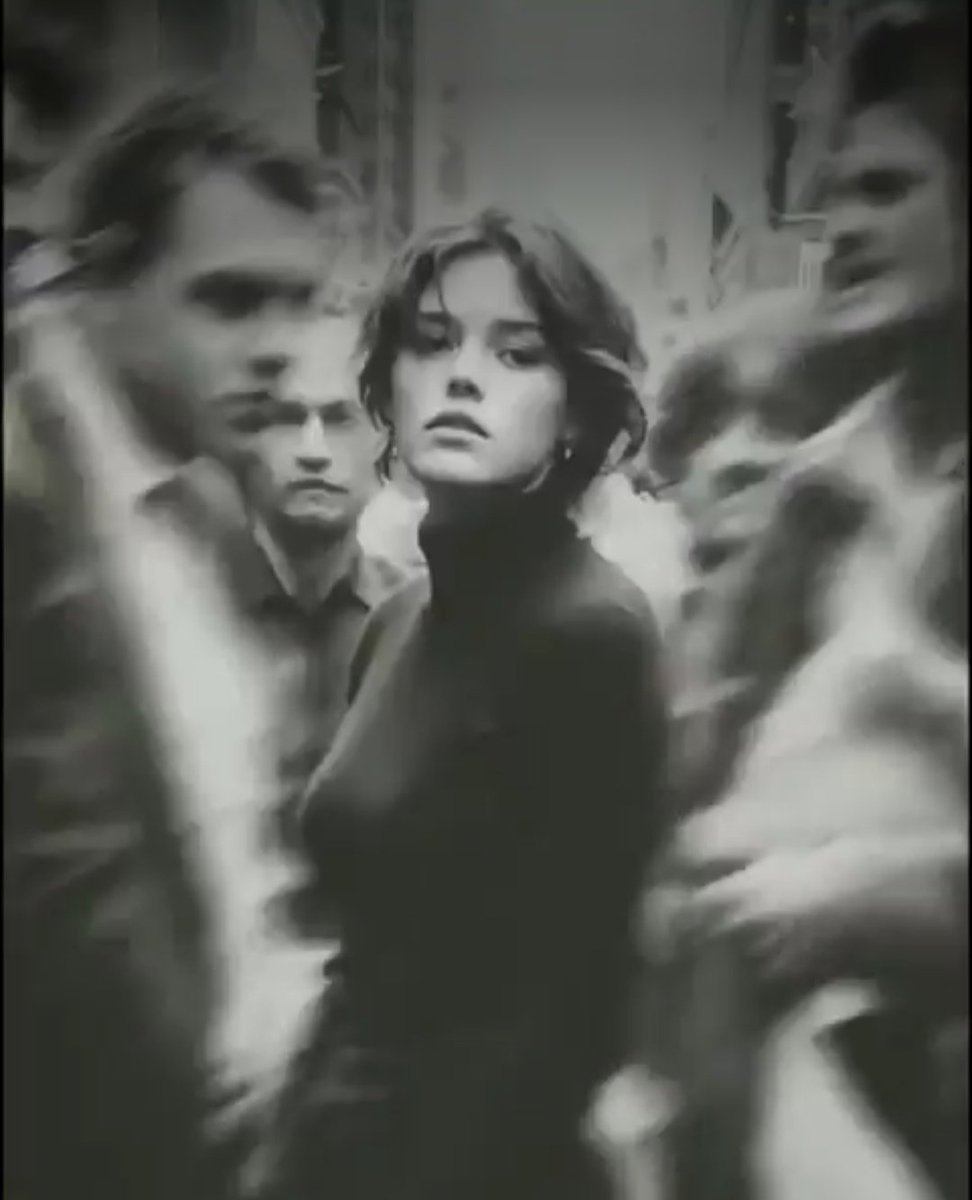 "La verdad no se encuentra en la multitud de opiniones, sino en la evidencia".
R.Descartes.