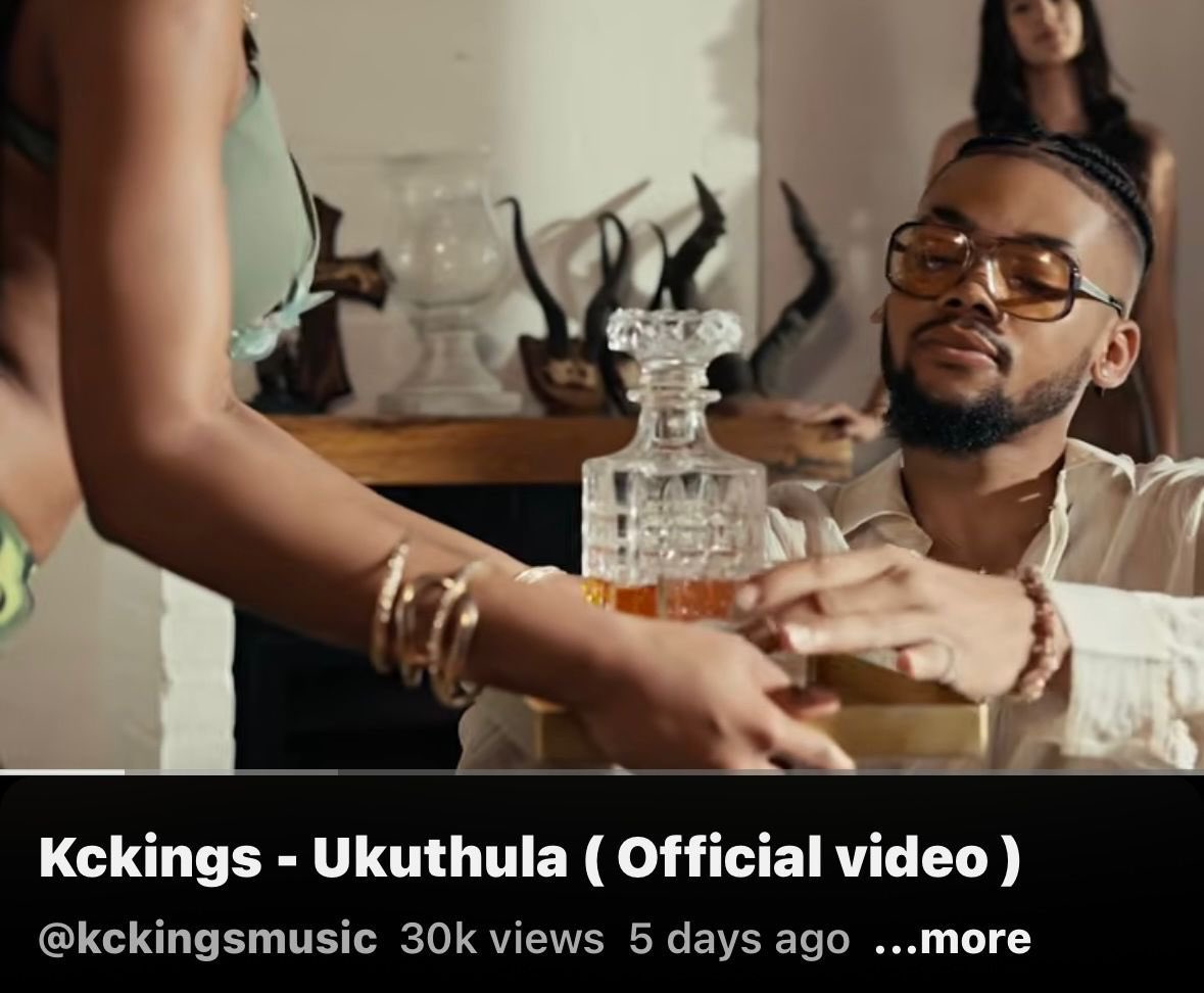 Therealqb4's tweet photo. Nah Kckinging dey run am 🔥

Ukuthula by @kckinging don hit 60k streams across all platforms and 30k views on YouTube in just 5 days 💯

Make we push am reach 100k streams 🥹❤️🔥
We fit do am! 💪🏽 https://t.co/LvPv6uaZd1