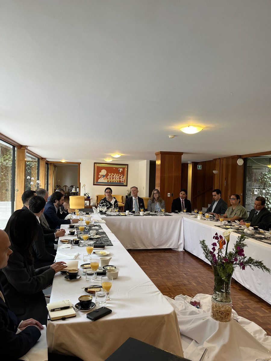 EmbFinMexico tweet media