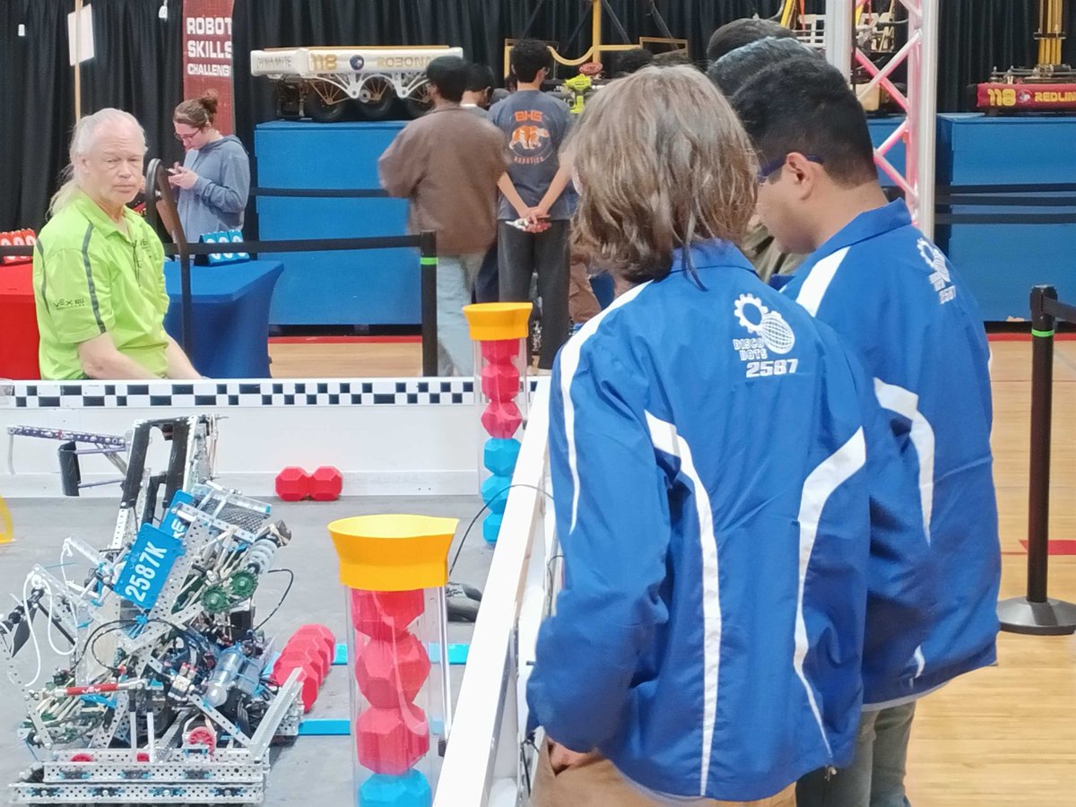 DiscoBots tweet media