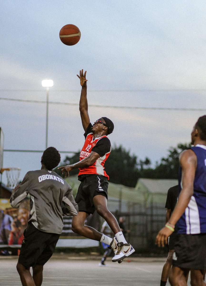 The flying D̶u̶t̶c̶h̶m̶a̶n̶ Nigerian 🦅

#SpiritOfAWarrior