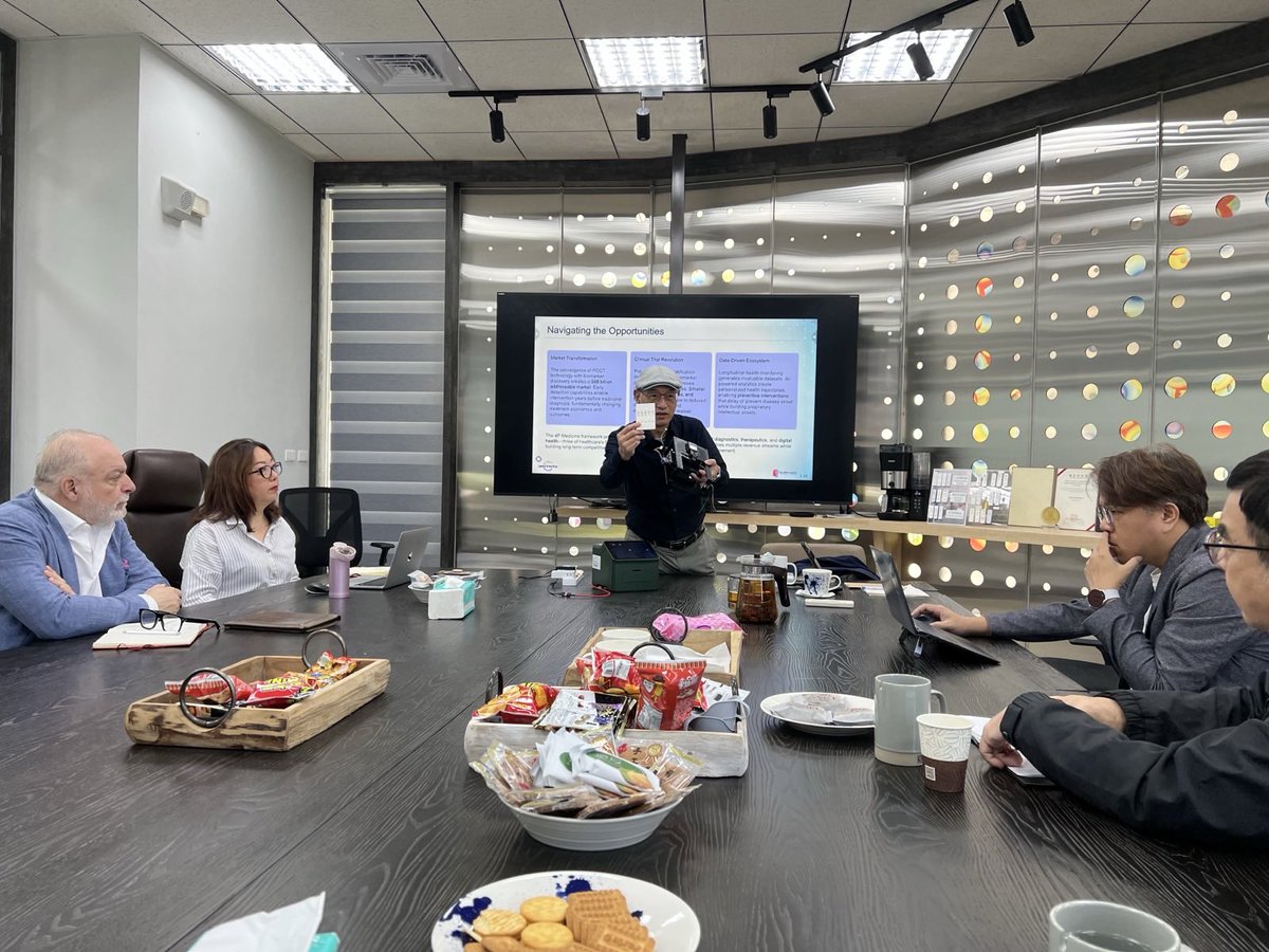 PurMinds_'s tweet photo. Productive strategy session with team in Taiwan on deployment priorities and next-step execution.

#SpectroChip #Purminds #POCT #Diagnostics #DigitalHealth https://t.co/hk9Y9AN9bs