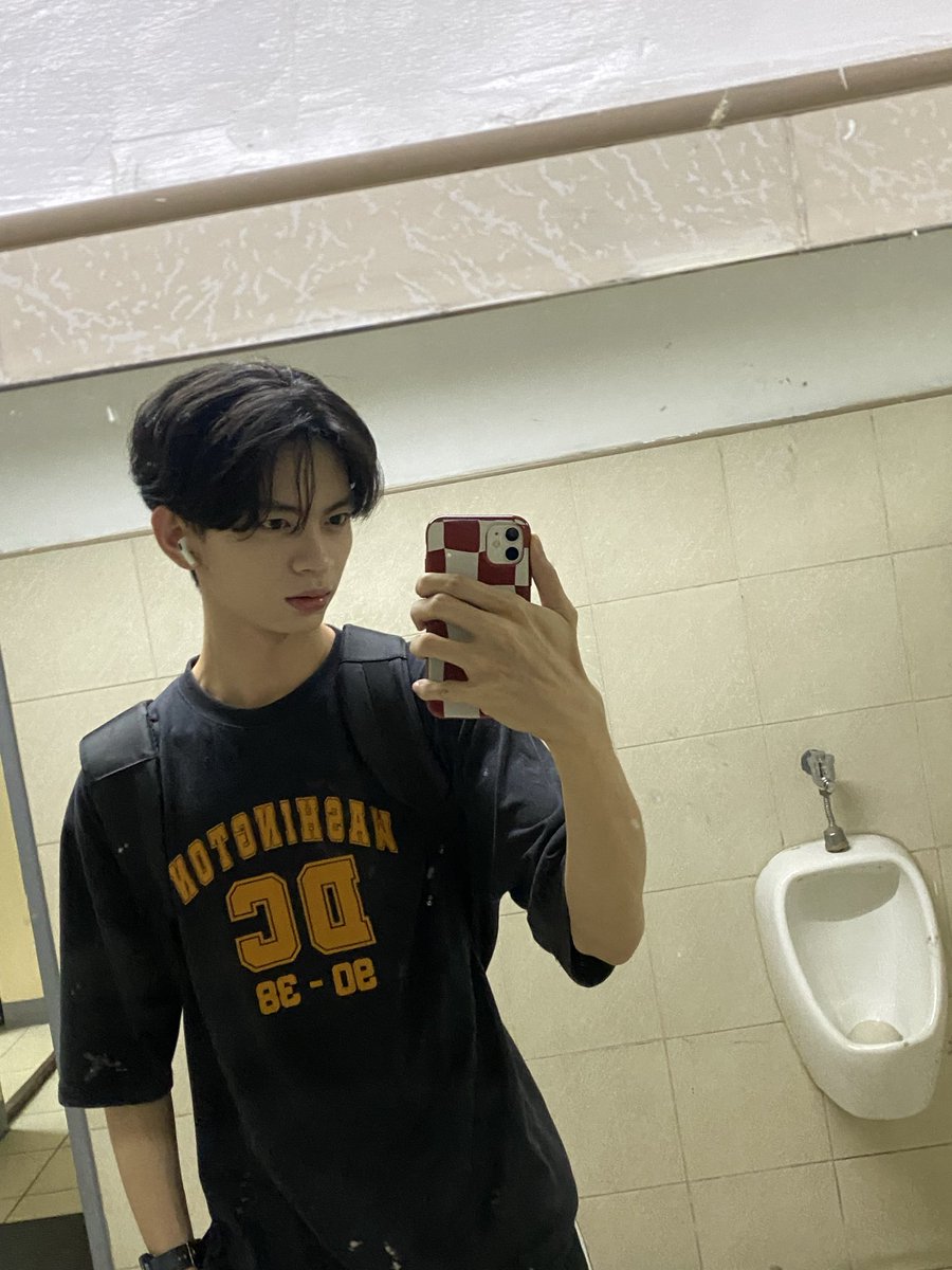 who’s feeling good? 🧐

#NXT #NXTPreDebut 
#GoodyGoodyGood