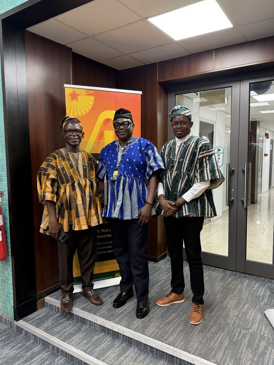 GhanaGOLDBOD's tweet photo. Fugu is more than cloth.
It carries the spirit of Ghana, shaped by gold, refined by time, and worn with pride.
From tradition to today, every weave reflects our value. 🇬🇭 https://t.co/BJVnpU8zs4