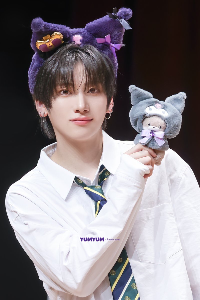 윰윰🐱🦦 tweet media