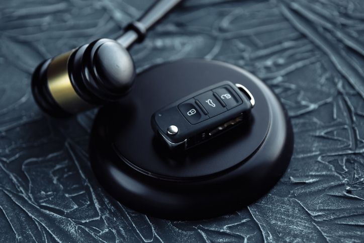 CuyahogaDefense's tweet photo. In Ohio, an OVI isn’t just ‘driving under the influence’—it covers any vehicle operation, including sitting in a parked car while impaired. Know your rights and defenses ➡️ https://t.co/v4tyFmO8BZ 

#dui #criminaldefense #duilawyer #lawyer https://t.co/Qfo4Si2rkY