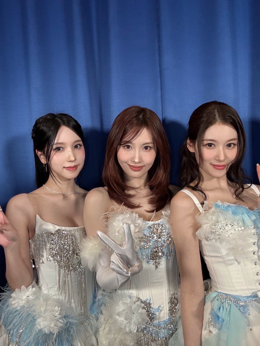 JYPETWICE_JAPAN's tweet image. USJでの #ユニ春 × #MISAMO スペシャル・プロムナイトにお越しくださった皆さん、本当にありがとうございました！

寒い中、長い時間一緒にいてくださってたくさんのあたたかい声援を届けてくれて、本当に感謝しています❄️✨…