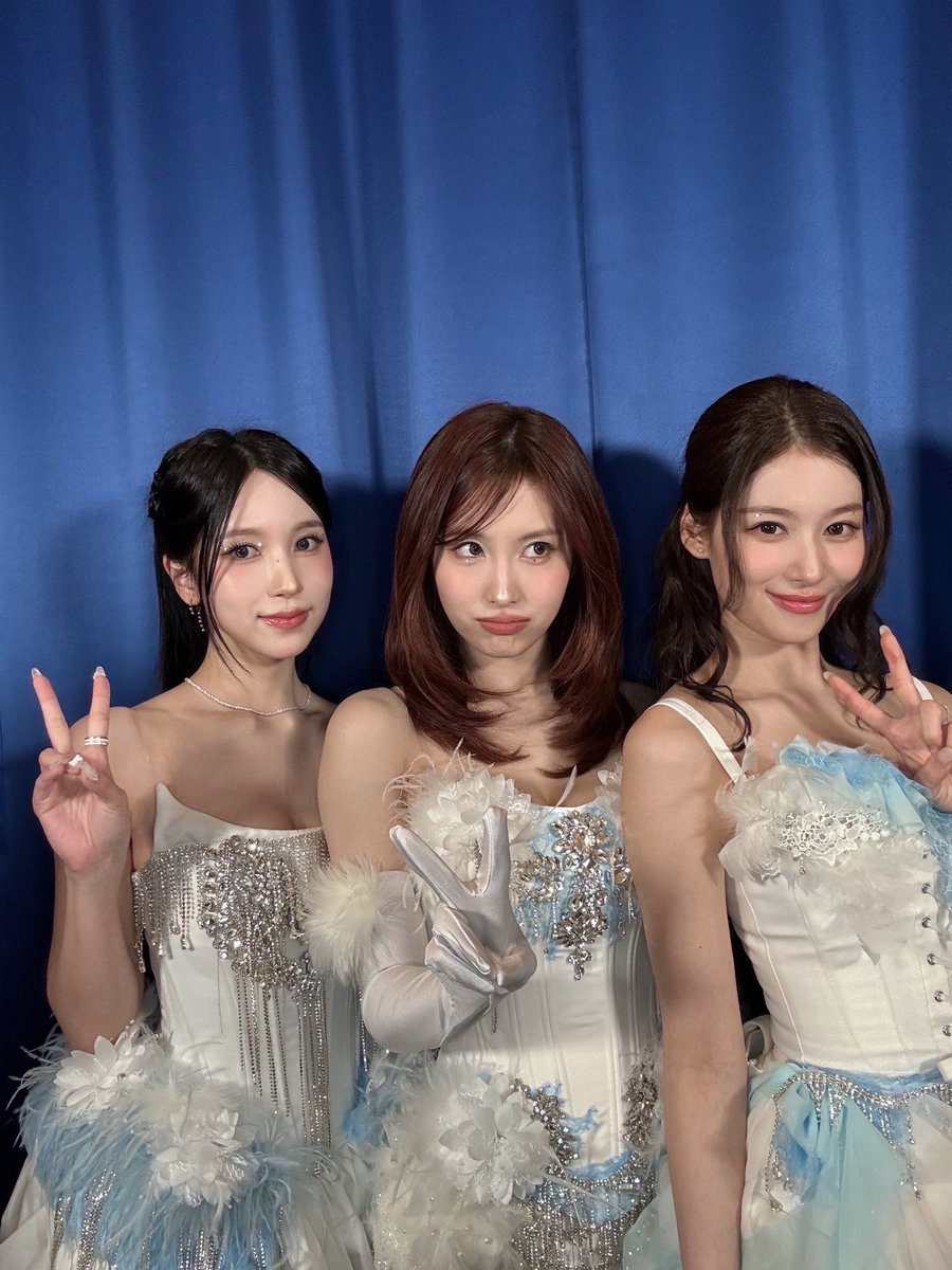 JYPETWICE_JAPAN's tweet image. USJでの #ユニ春 × #MISAMO スペシャル・プロムナイトにお越しくださった皆さん、本当にありがとうございました！

寒い中、長い時間一緒にいてくださってたくさんのあたたかい声援を届けてくれて、本当に感謝しています❄️✨…