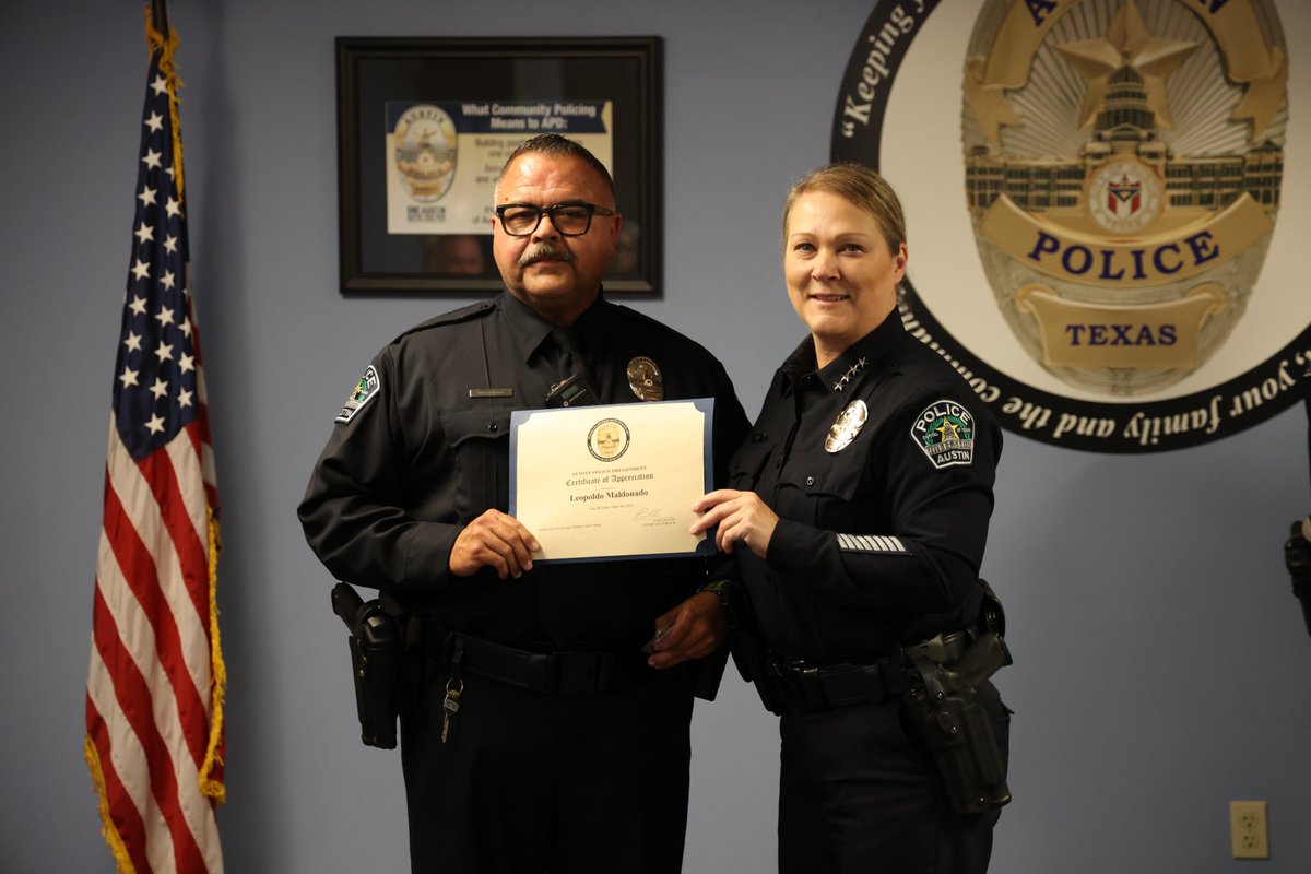 Austin Police Department tweet media