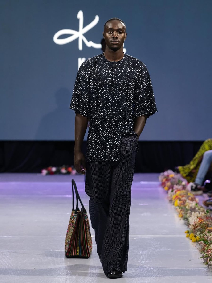 Deeds Magazine tweet media