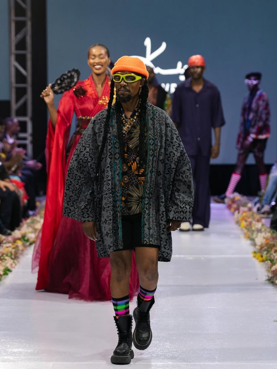 Deeds Magazine tweet media