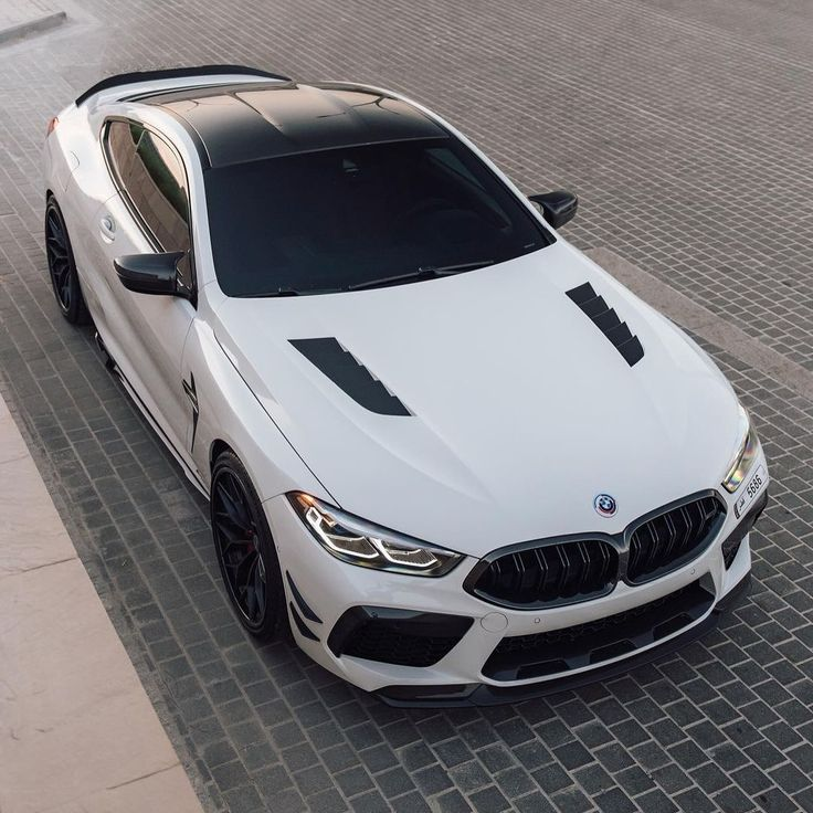 teacherbae__'s tweet photo. White on black with those carbon vents is such a timeless, clinical look. It doesn’t need to try hard to be the most sophisticated thing on the street. https://t.co/eusFSOI4UC