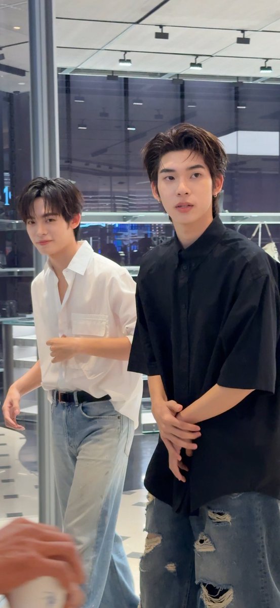 นี่มันด้วงฉินหนิ อย่างกะออกมากจากนิยายเลยยย ตี๋ตี๋ป๋อกับด้วงฉินคือมีอะไรหลายๆอย่างเหมือนกันจิงๆ

#teeteepor