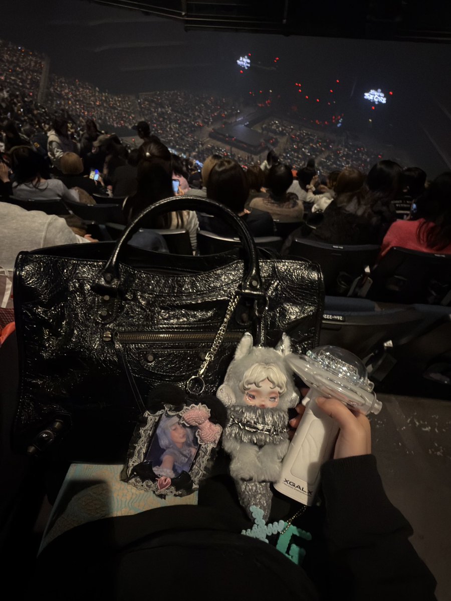 みう🐾 tweet media