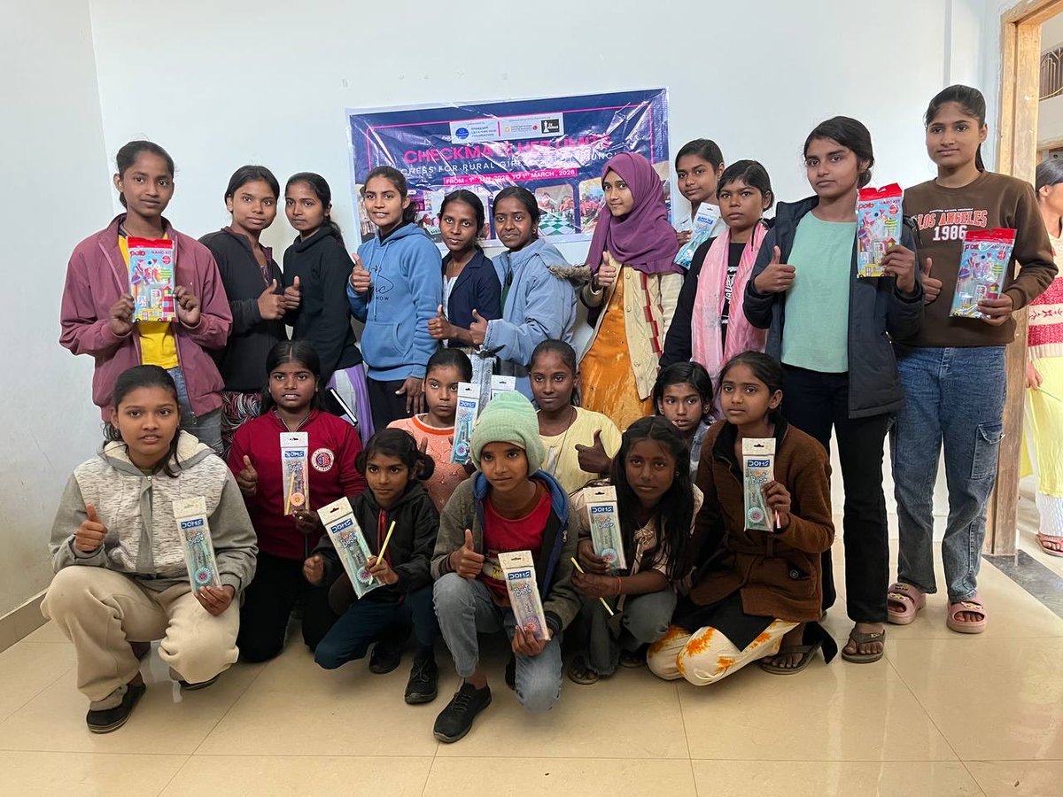 The Gift of Chess tweet media