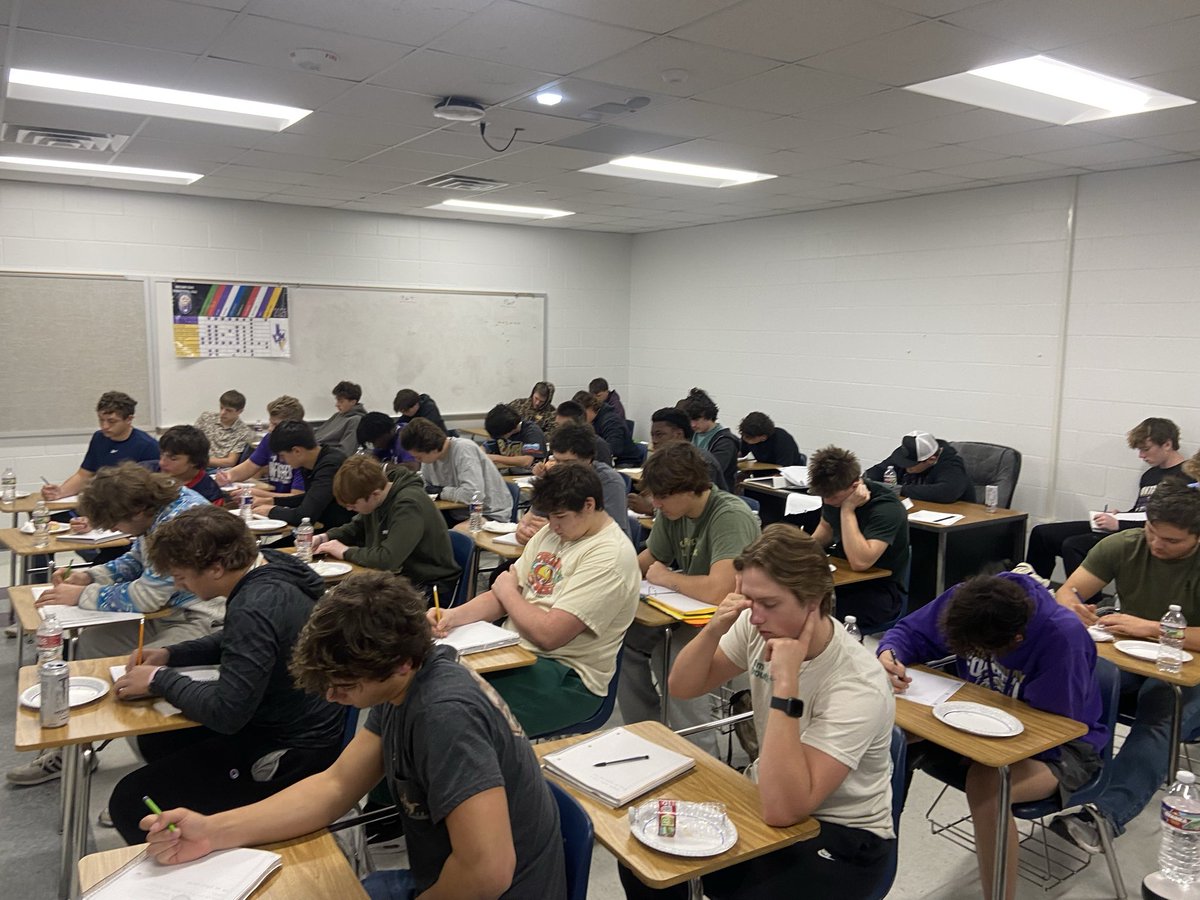 MHSBearFB's tweet photo. Leadership Academy Week 2: Expectations and Standards

Another great morning of great discussion and great lessons on leadership!
#Elevate https://t.co/KNGjQw9B2g