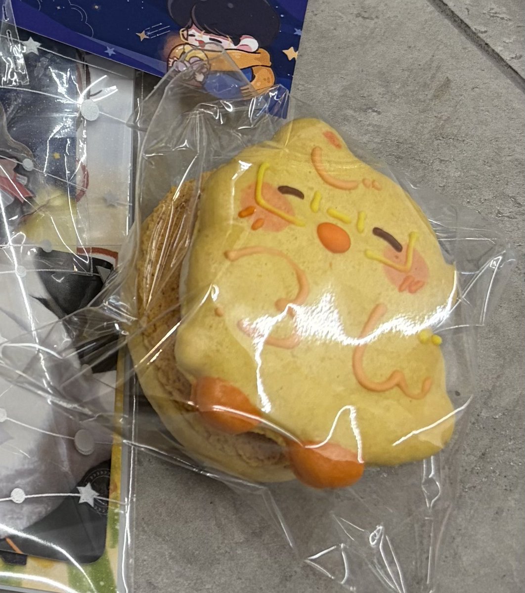 우제 주머니에 귀염둥이 마카롱🐥