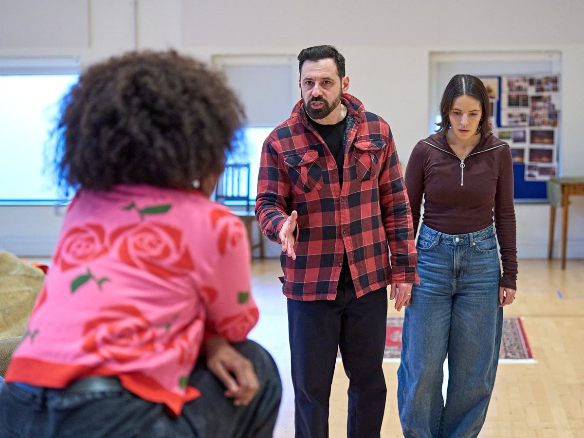 Aylesbury Waterside tweet media