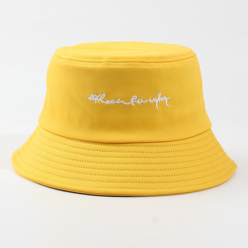 ChalePurpleThis's tweet photo. Bucket Hats available 
40 cedis 
Dm to purchase https://t.co/0bdrkhE1Tn