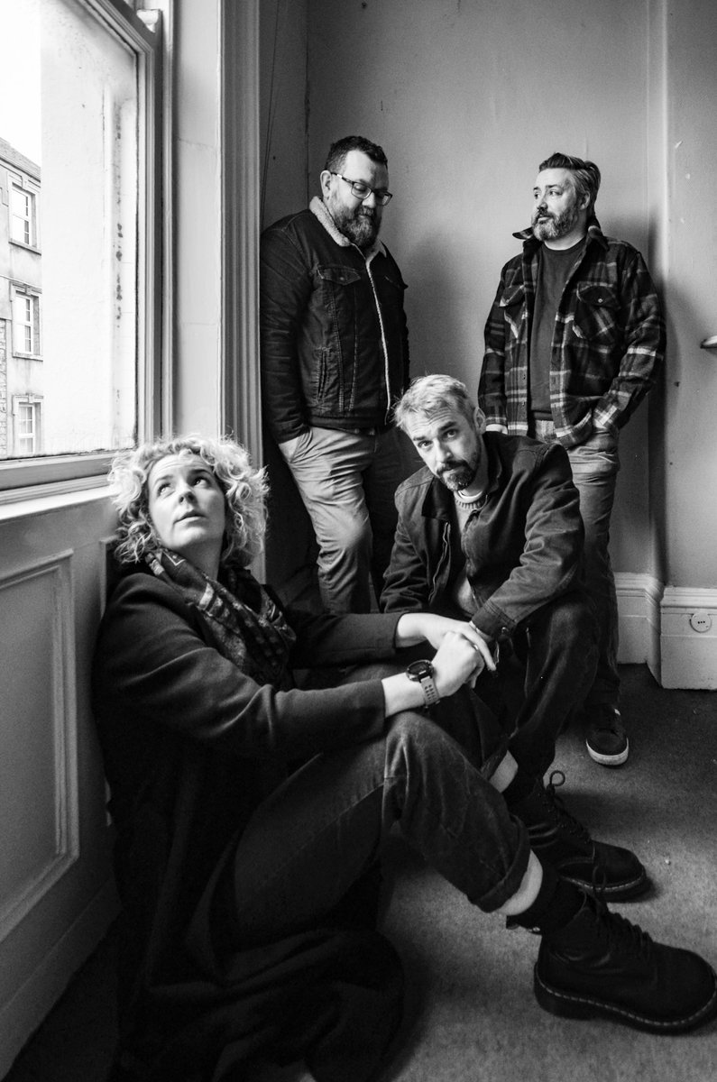 SOLID GOLD RADIO IRELAND tweet media