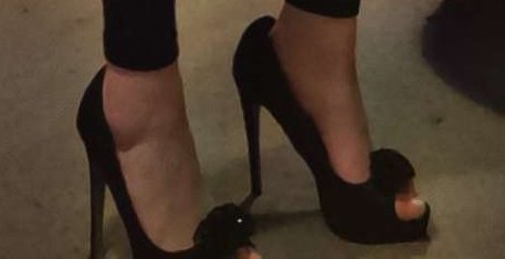 Dansmith1609's tweet photo. When you buy her a pair of heels that she's wanted for ages and she says thank you in an unexpected way 🥵🤤 https://t.co/Drb5h78Qkq