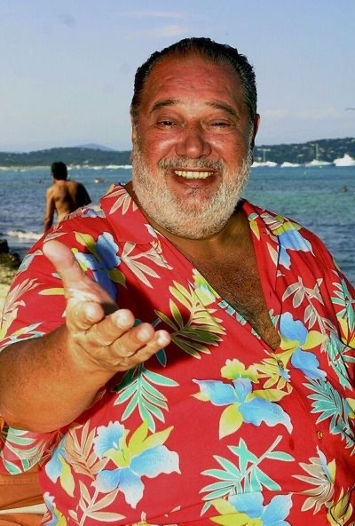 #Hommage Une tendre pensée pour Carlos, né le 20 février 1943.