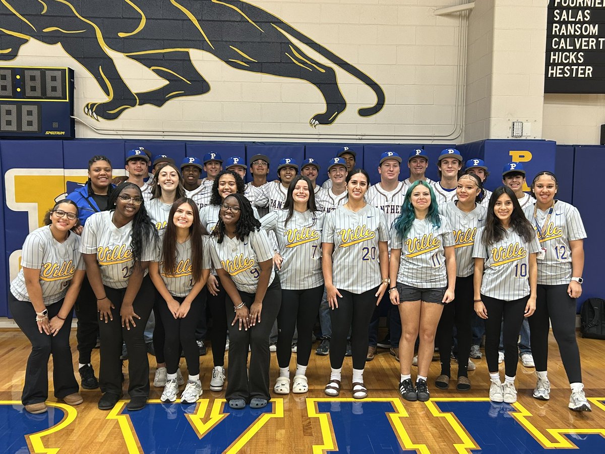 Pflugerville HS Softball tweet media